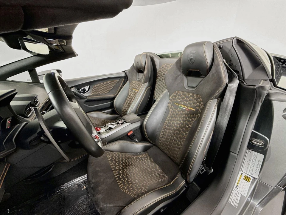2019 Lamborghini Huracan LP580-2 - Image 9 of 24