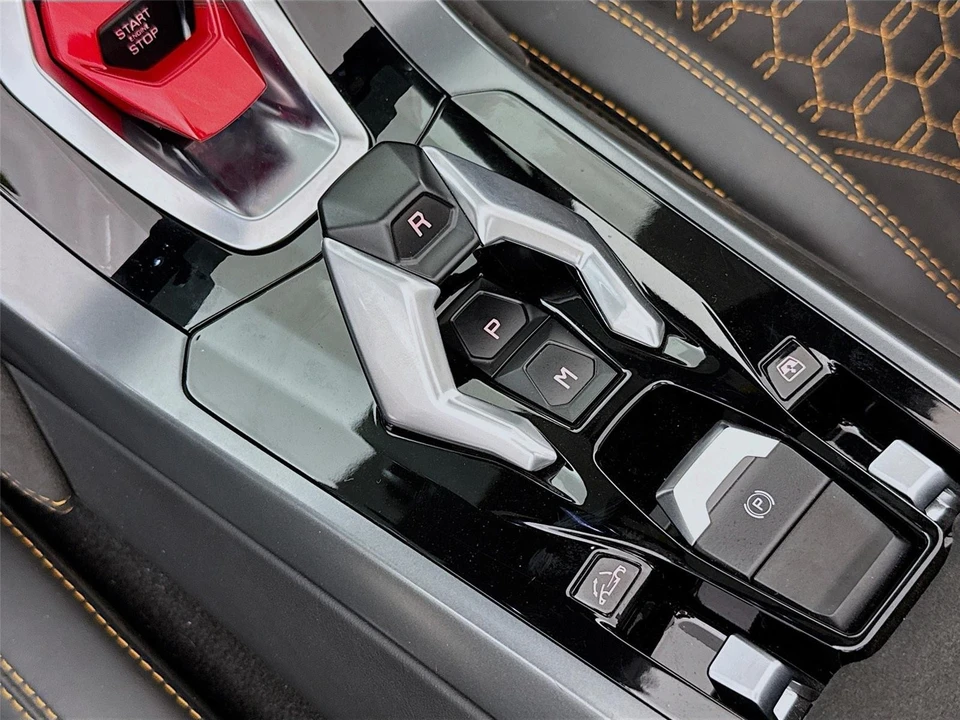 2019 Lamborghini Huracan LP580-2 - Image 17 of 31