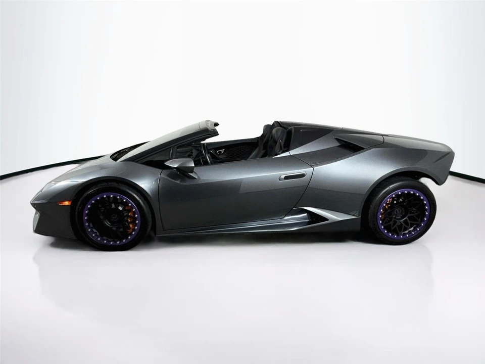 2019 Lamborghini Huracan LP580-2 - Image 2 of 24