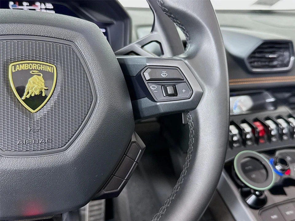 2019 Lamborghini Huracan LP580-2 - Image 9 of 31