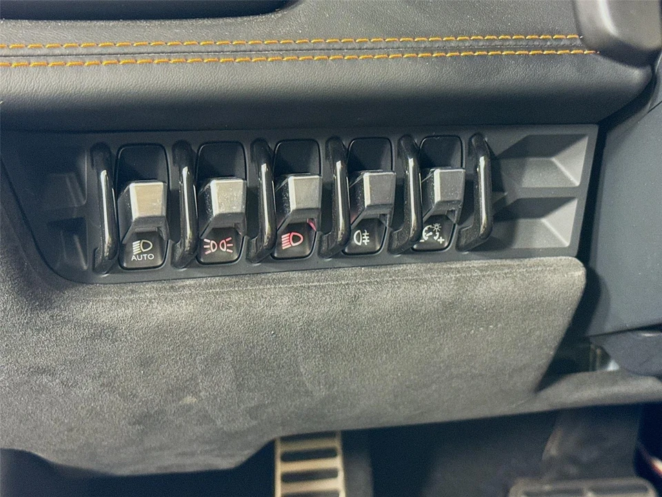 2019 Lamborghini Huracan LP580-2 - Image 10 of 31