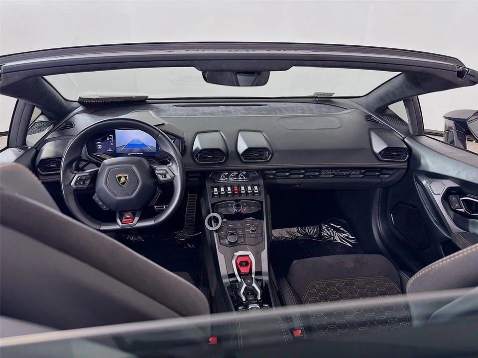 2019 Lamborghini Huracan LP580-2 - Image 6 of 31
