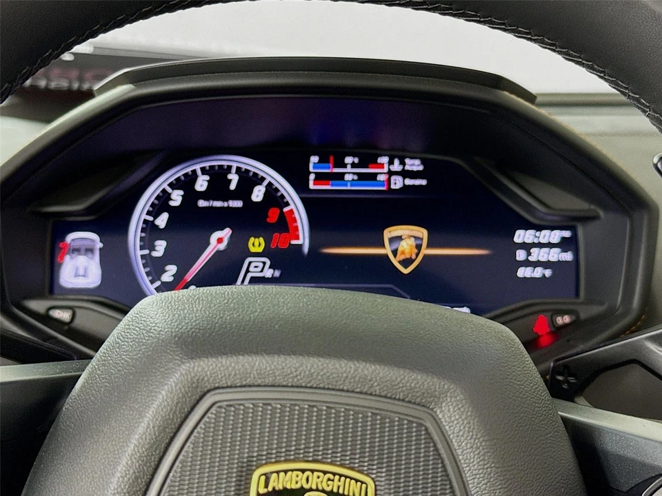 2019 Lamborghini Huracan LP580-2 - Image 7 of 31