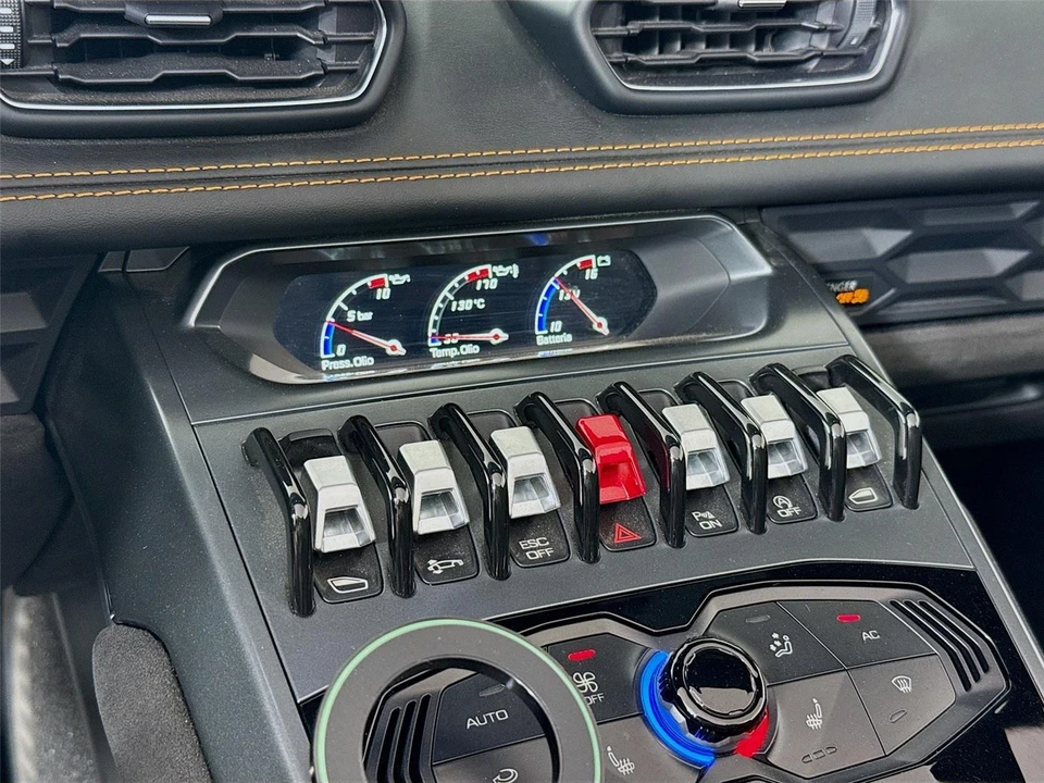 2019 Lamborghini Huracan LP580-2 - Image 12 of 31