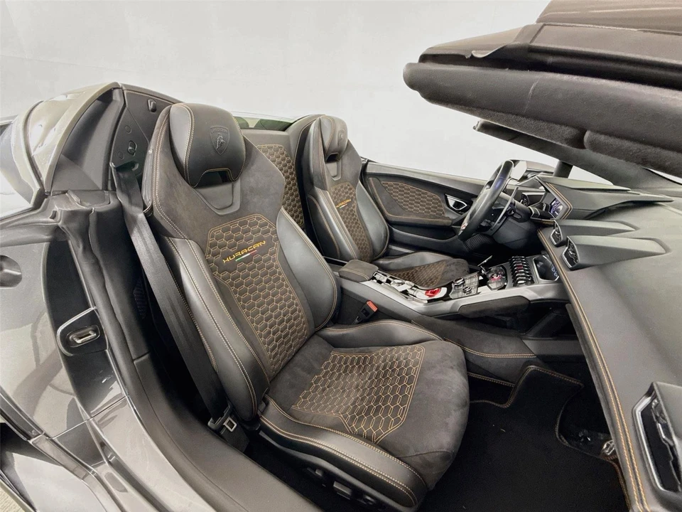 2019 Lamborghini Huracan LP580-2 - Image 17 of 24
