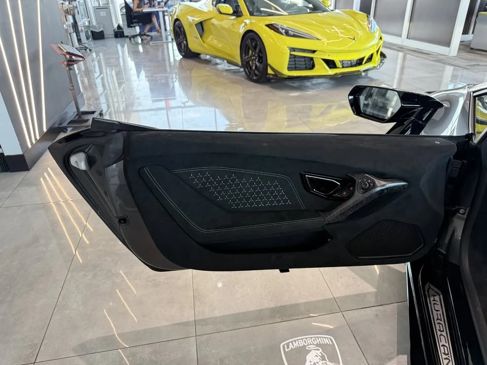 2019 Lamborghini Huracan LP610-4 - Image 12 of 20
