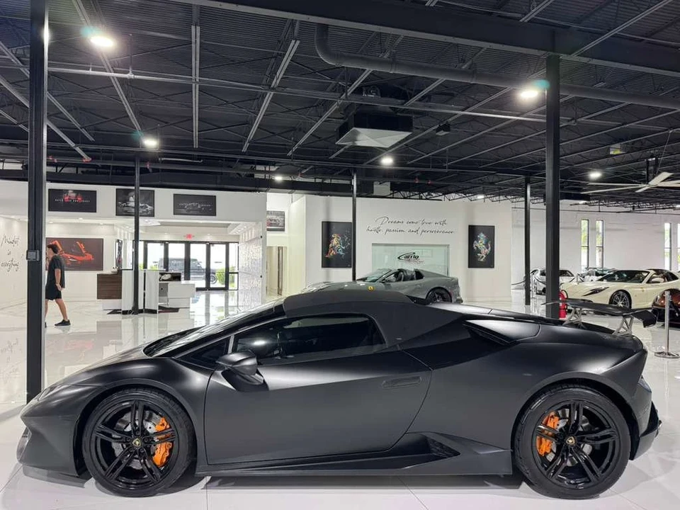 2019 Lamborghini Huracan - Image 12 of 12