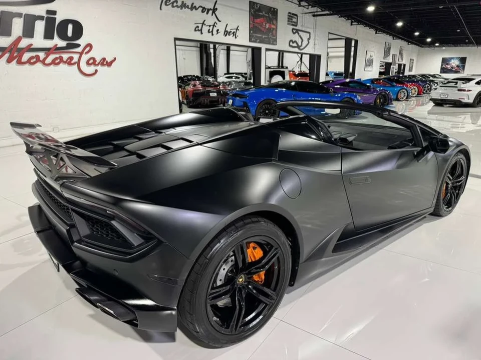2019 Lamborghini Huracan - Image 7 of 12