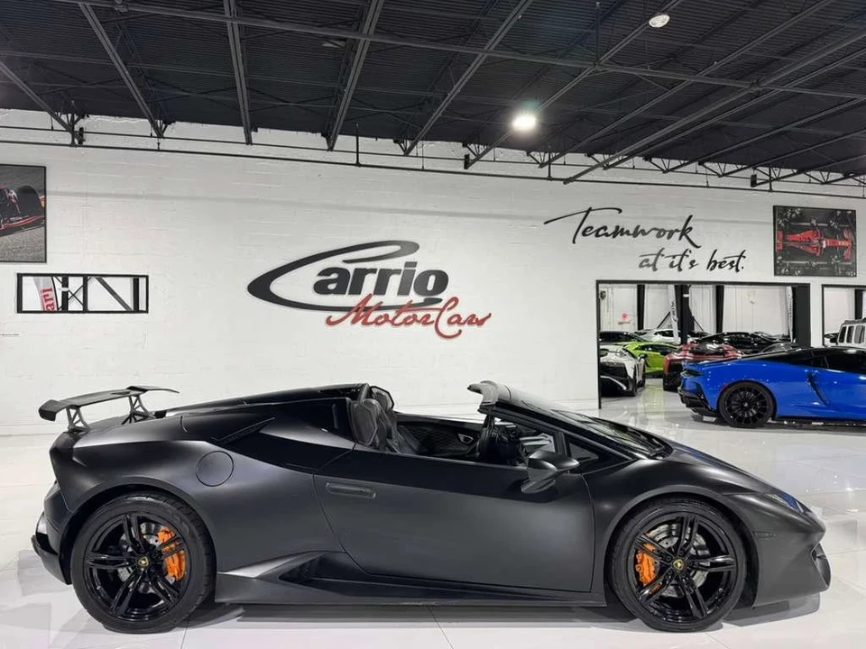 2019 Lamborghini Huracan - Image 8 of 12