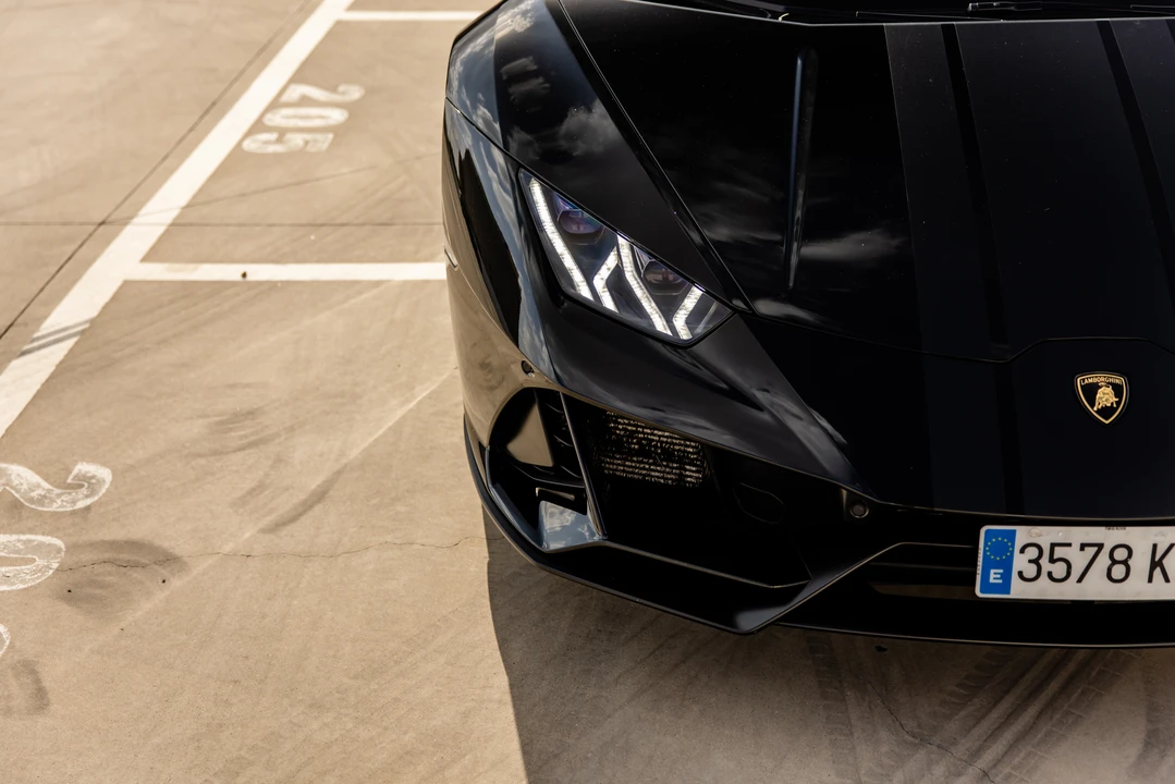 2019 Lamborghini Huracan LP640-4 EVO - Image 19 of 31