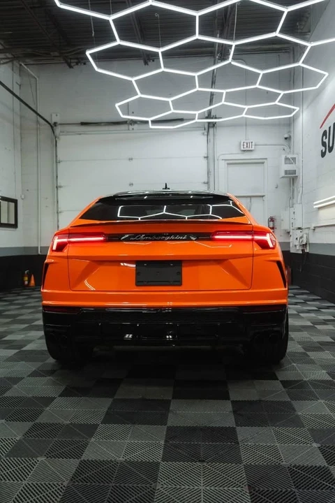 2019 Lamborghini Urus - Image 4 of 11