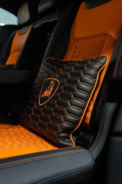 2019 Lamborghini Urus - Image 17 of 20
