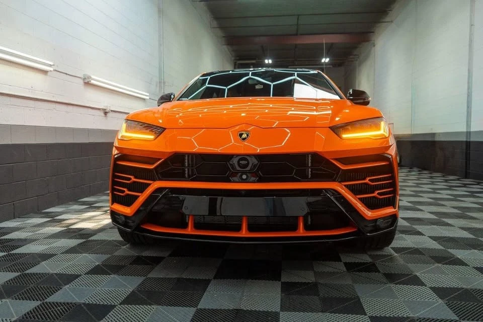 2019 Lamborghini Urus - Image 2 of 4