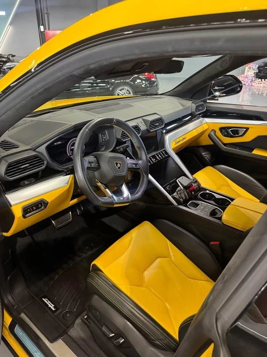 2019 Lamborghini Urus - Image 13 of 13