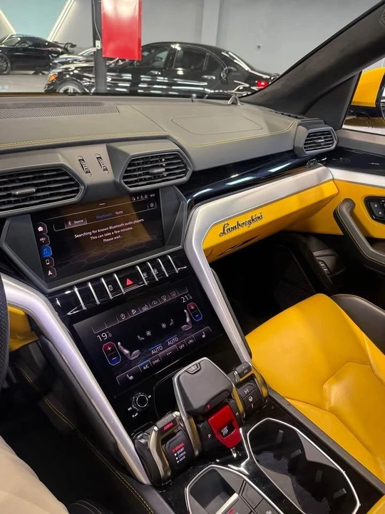 2019 Lamborghini Urus - Image 3 of 13