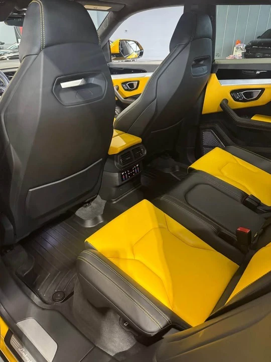 2019 Lamborghini Urus - Image 7 of 13