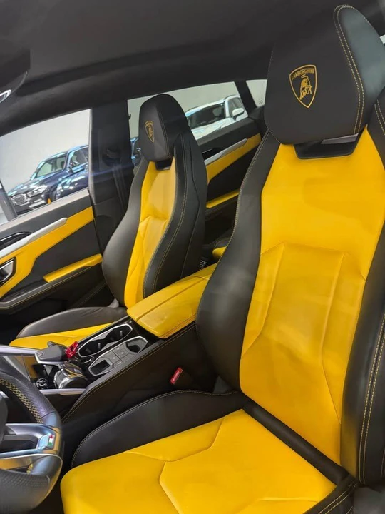 2019 Lamborghini Urus - Image 9 of 13