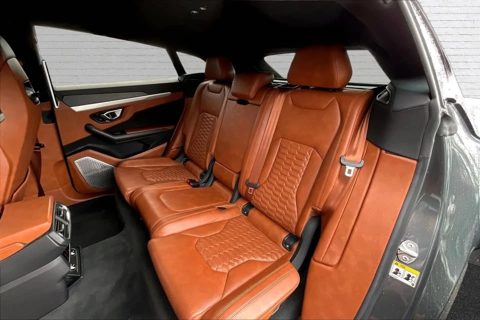 2019 Lamborghini Urus - Image 16 of 20