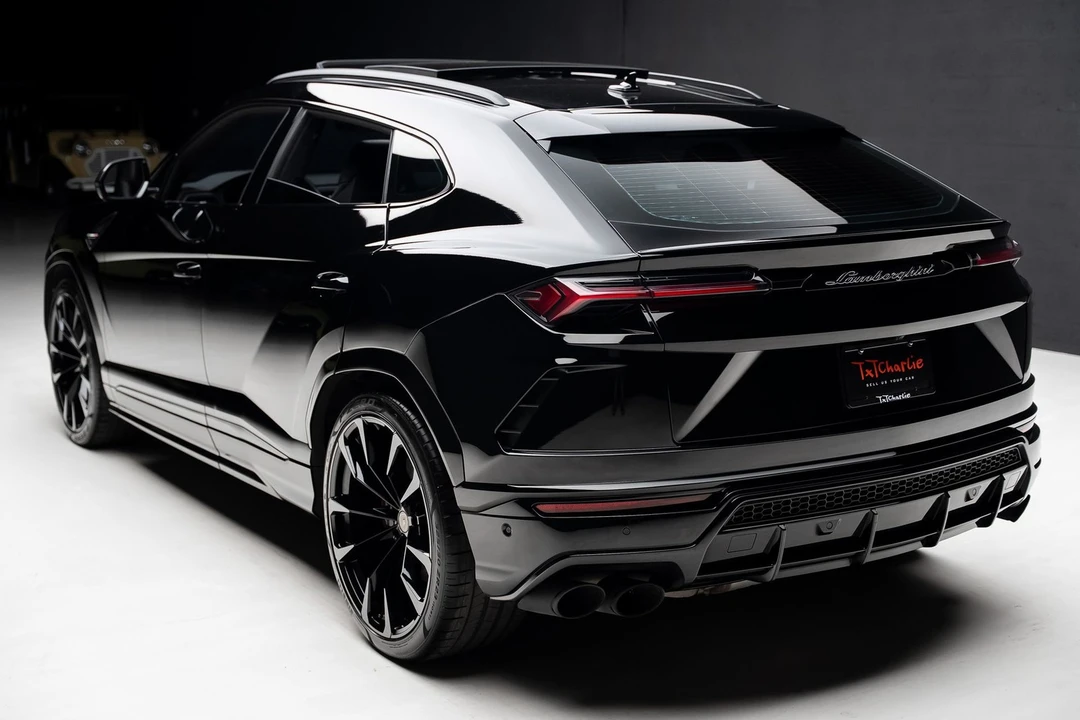 2019 Lamborghini Urus - Image 23 of 31