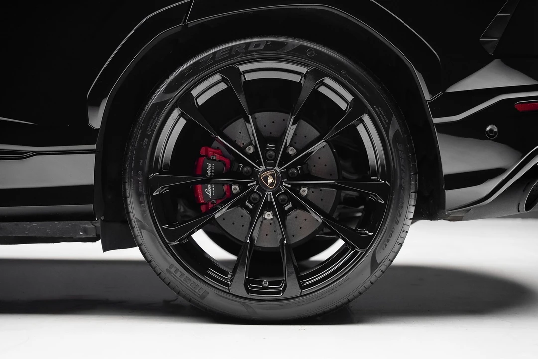 2019 Lamborghini Urus - Image 21 of 31