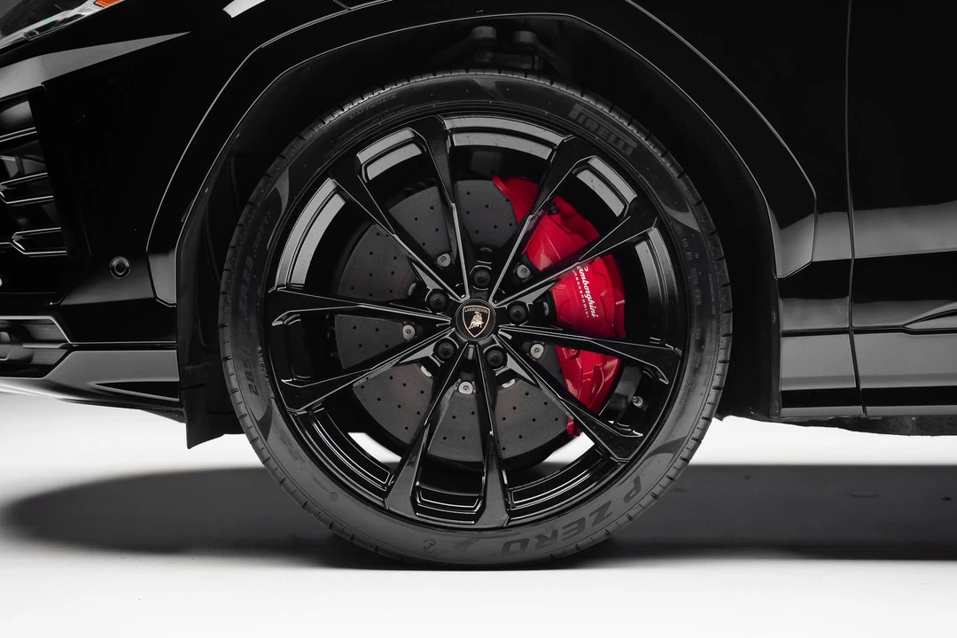 2019 Lamborghini Urus - Image 19 of 31