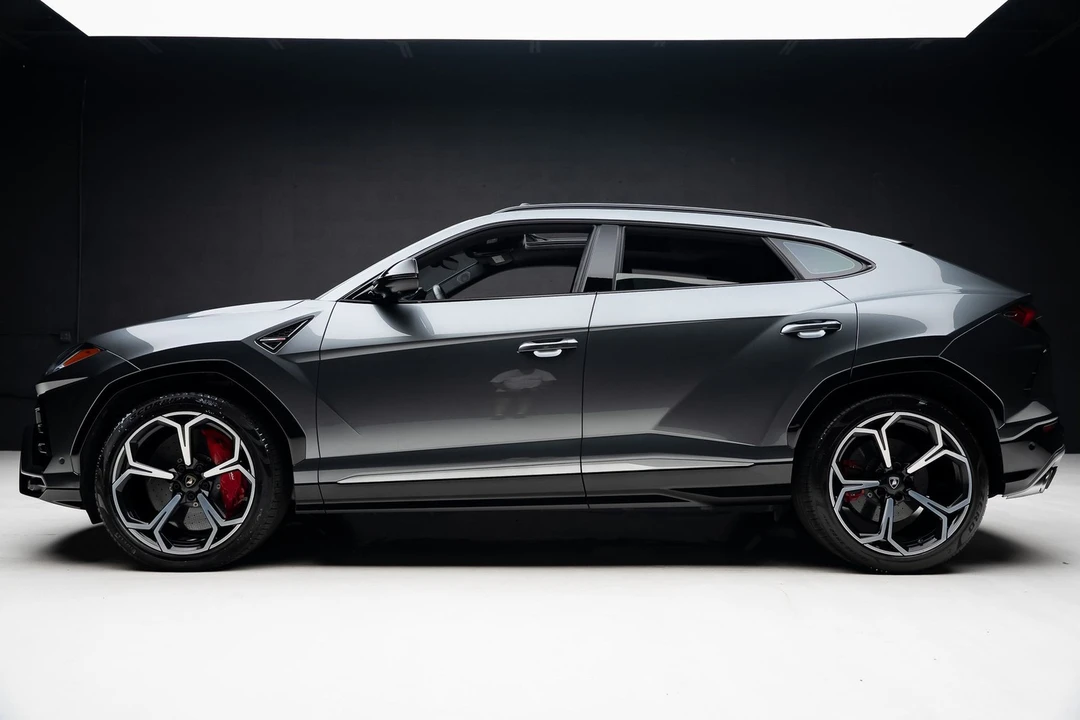 2019 Lamborghini Urus - Image 18 of 31
