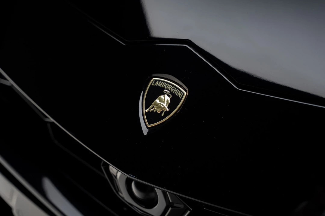 2019 Lamborghini Urus - Image 13 of 31