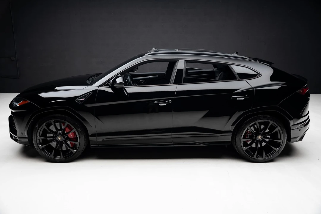 2019 Lamborghini Urus - Image 16 of 31