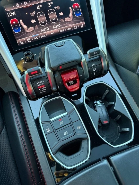 2019 Lamborghini Urus - Image 13 of 14