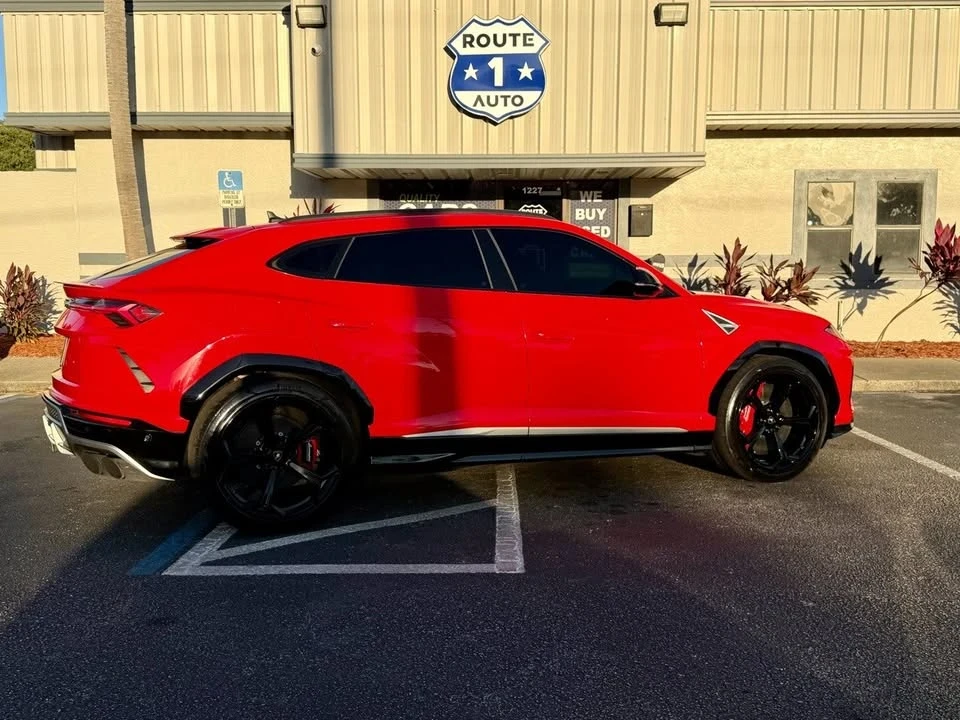 2019 Lamborghini Urus - Image 5 of 14