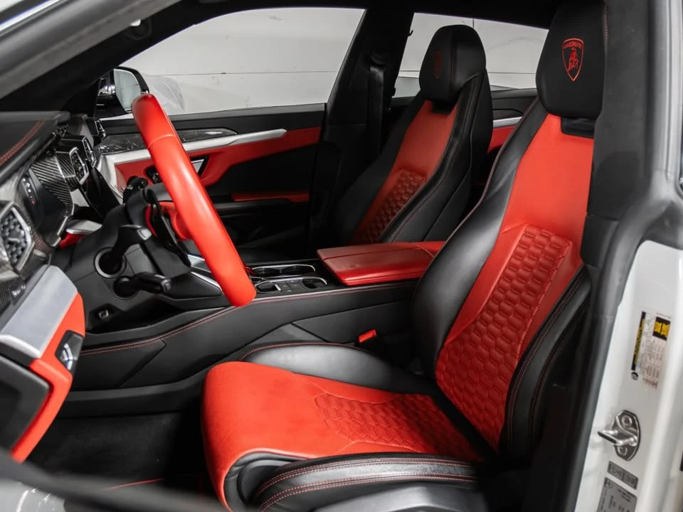 2019 Lamborghini Urus - Image 7 of 20