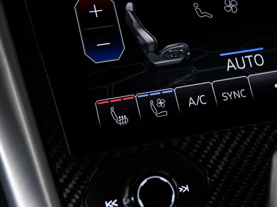 2019 Lamborghini Urus - Image 18 of 20