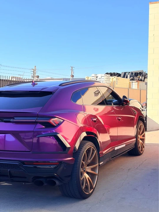 2019 Lamborghini Urus - Image 2 of 9
