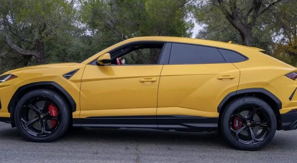 2019 Lamborghini Urus - Image 3 of 5