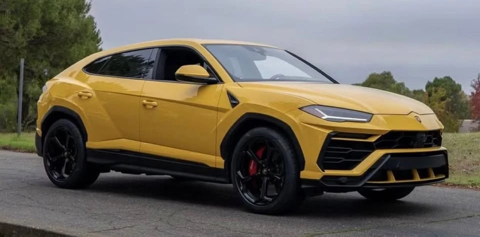 2019 Lamborghini Urus - Image 2 of 5