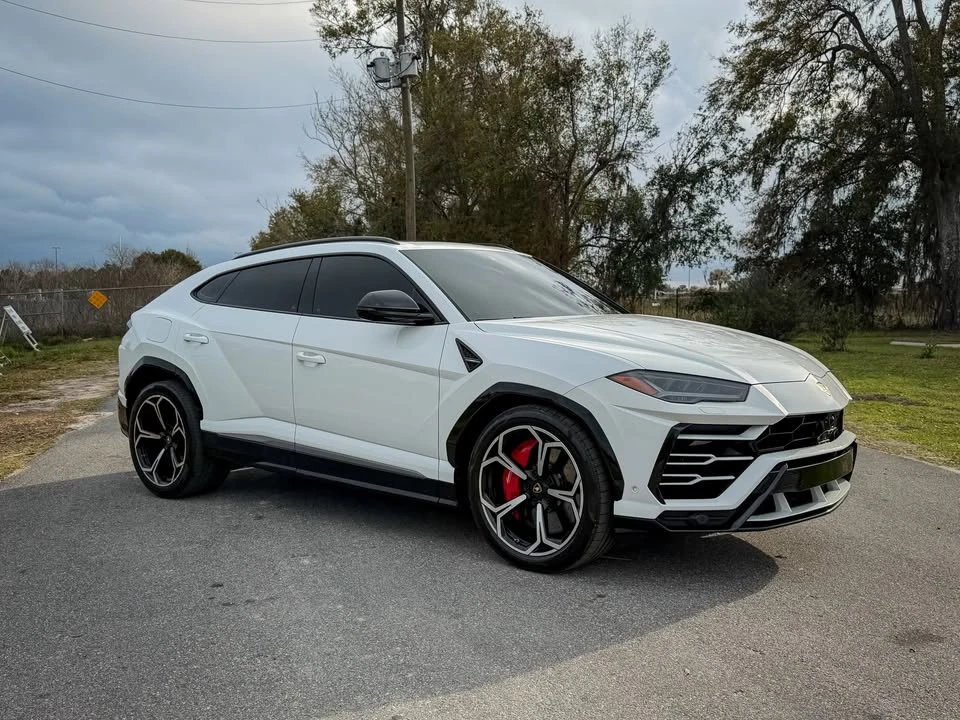 2019 Lamborghini Urus - Image 5 of 12