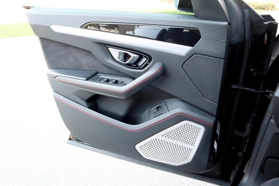 2019 Lamborghini Urus - Image 19 of 20