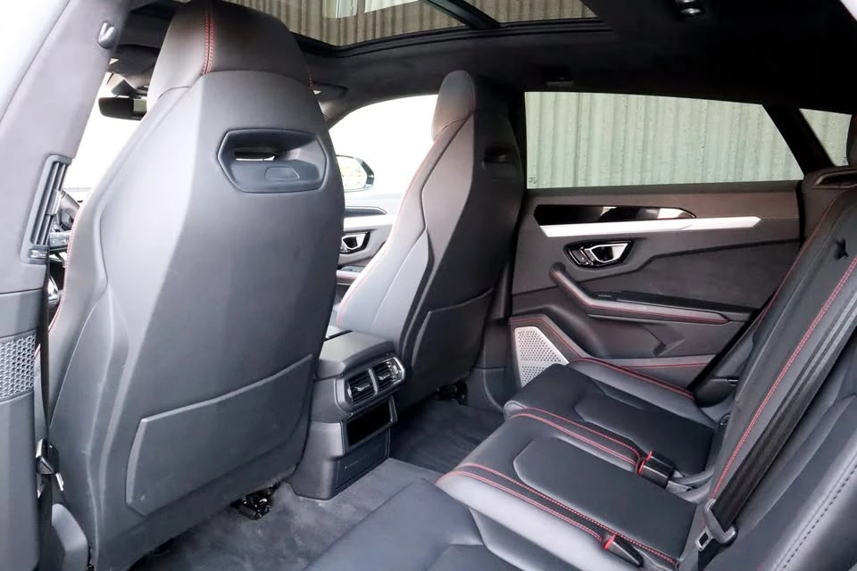 2019 Lamborghini Urus - Image 9 of 20