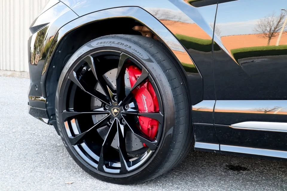 2019 Lamborghini Urus - Image 7 of 20