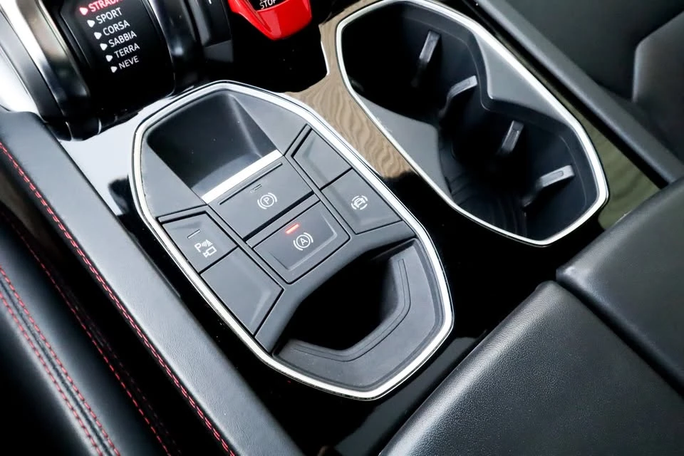 2019 Lamborghini Urus - Image 10 of 20