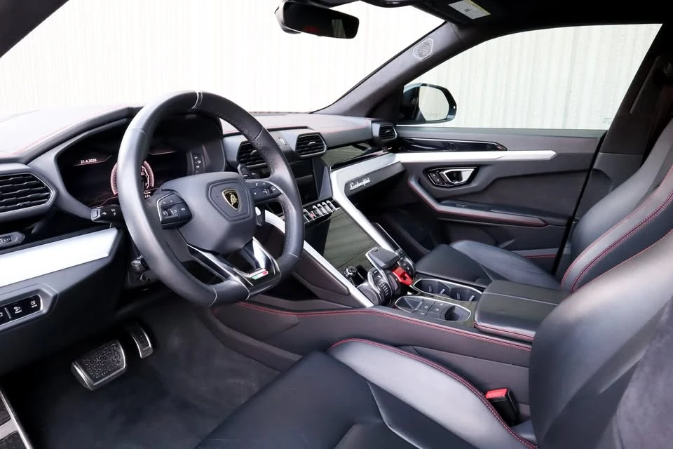 2019 Lamborghini Urus - Image 8 of 20
