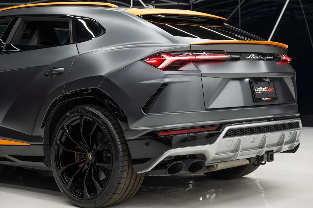 2019 Lamborghini Urus - Image 11 of 21