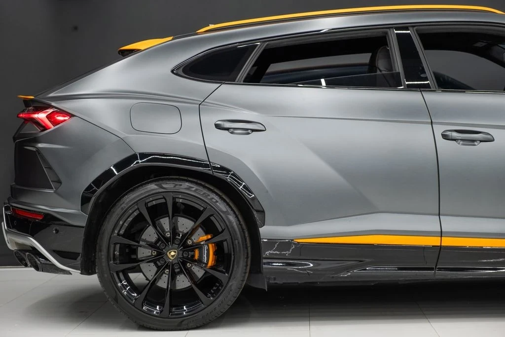 2019 Lamborghini Urus - Image 7 of 21