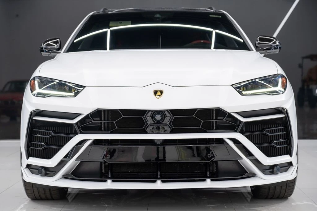 2019 Lamborghini Urus - Image 2 of 21