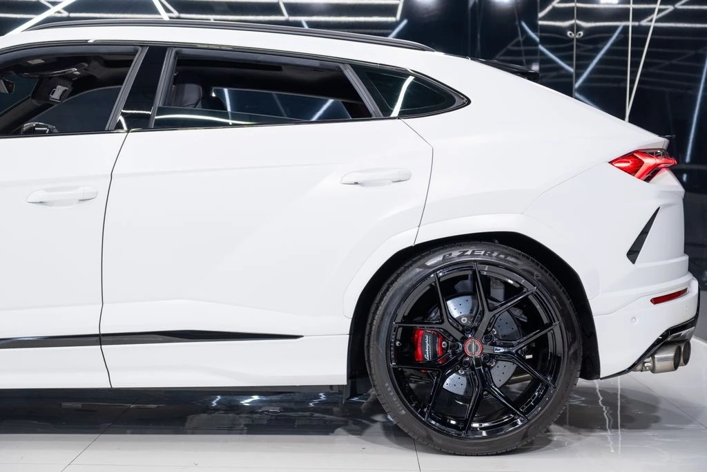 2019 Lamborghini Urus - Image 11 of 21