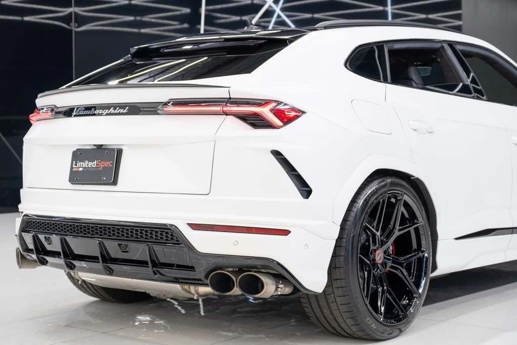 2019 Lamborghini Urus - Image 16 of 21