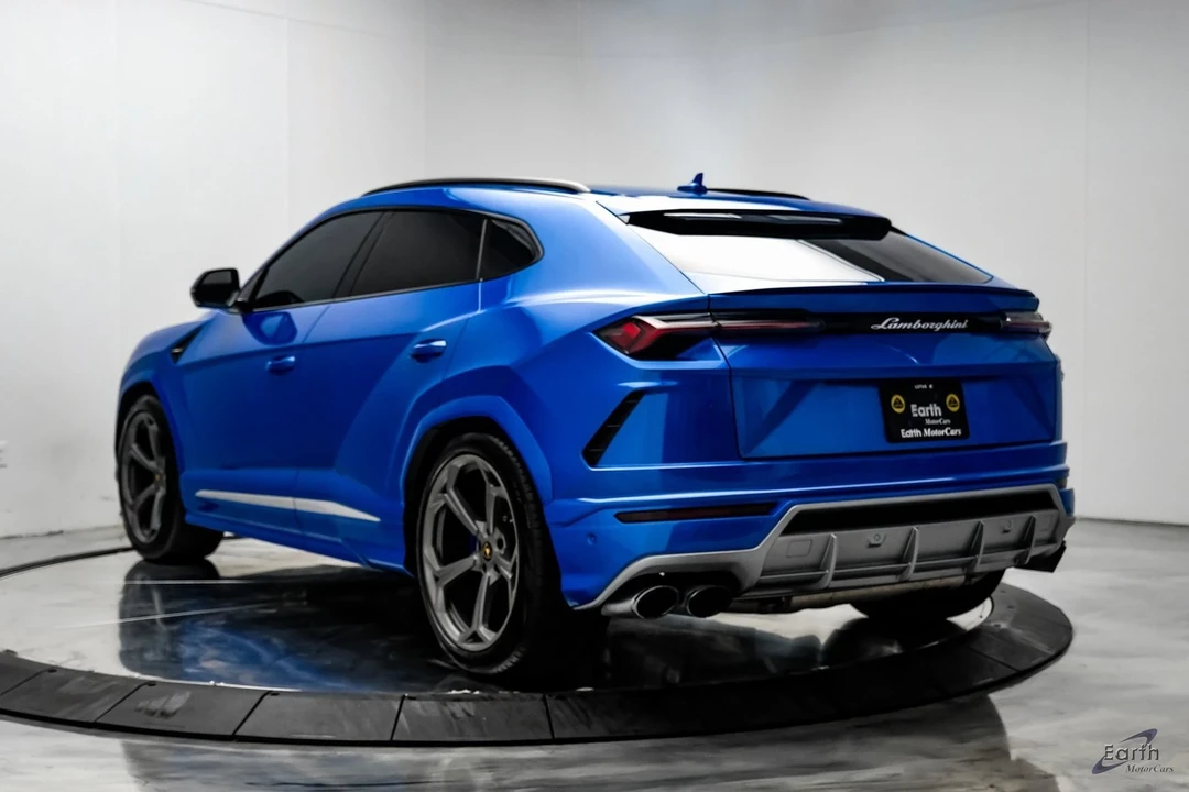 2019 Lamborghini Urus - Image 9 of 12