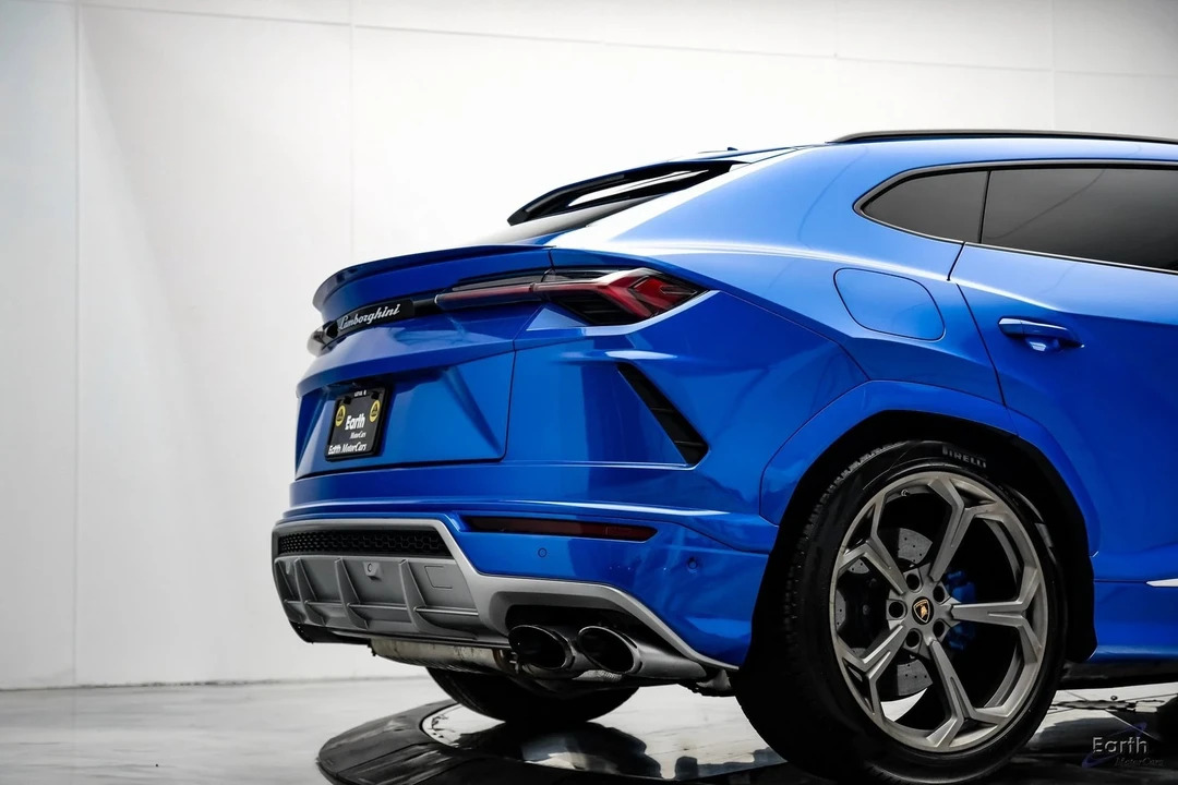 2019 Lamborghini Urus - Image 16 of 21