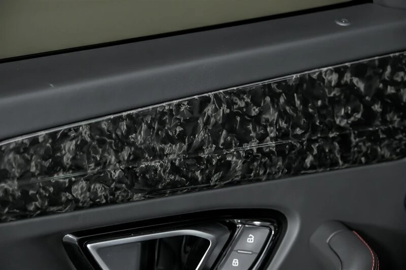 2019 Lamborghini Urus - Image 19 of 31