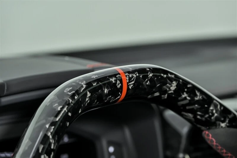 2019 Lamborghini Urus - Image 28 of 31